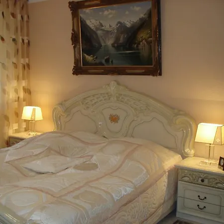 Europa Residenz Deluxe 307 Mit Einem Schlafzimmer, 2 Balkone, Doppelstellplatz, Zwei Baeder Bad Füssing
